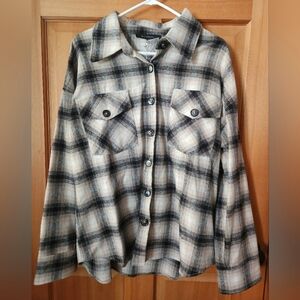 Blu Pepper Flannel Women's Large Tan, Grey, Brown